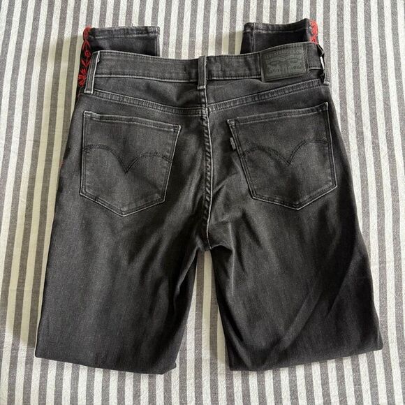 Levi’s 711 Skinny Filiforme Black Jeans With Embroidered Sides Size 26 - Picture 2 of 6